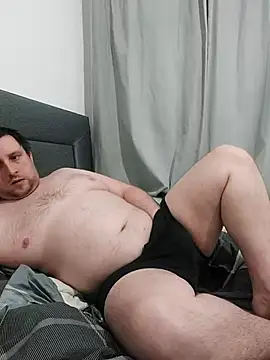 Snapshot of HE-M123 chatting on 02-15-26, 09:33 HE-M123 online show from 02-15-26, 09:33