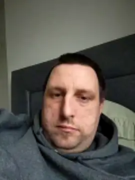 Snapshot of HE-M123 chatting on 03-24-26, 05:40 HE-M123 online show from 03-24-26, 05:40