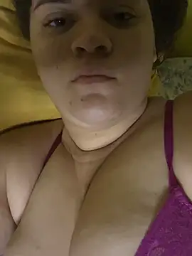 Snapshot of amora54 chatting on 09-09-25, 04:12 amora54 online show from 09-09-25, 04:12