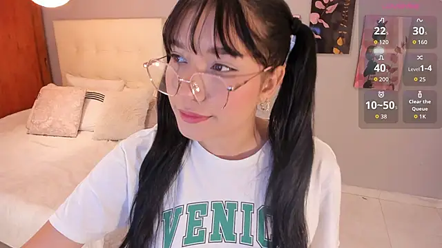 Maia W10 online show from 01-15-26, 12:10