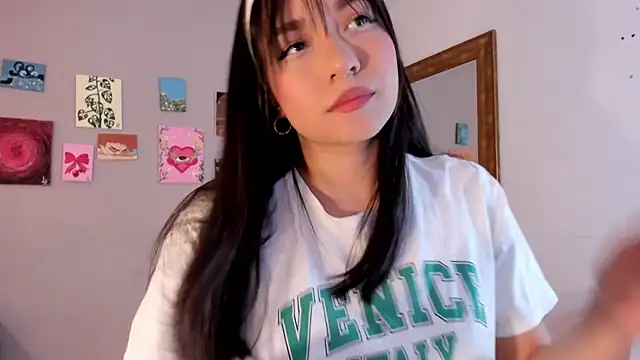 Maia W10 online show from 07-25-26, 12:36