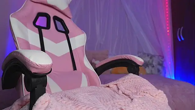 Lilou albrecht online show from 03-30-26, 12:06