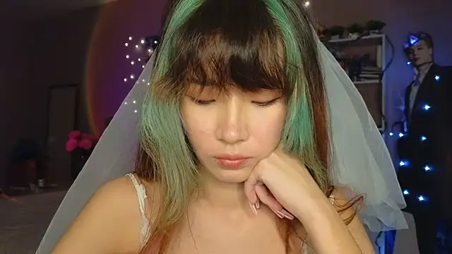 E v E  online show from 11-03-25, 06:36