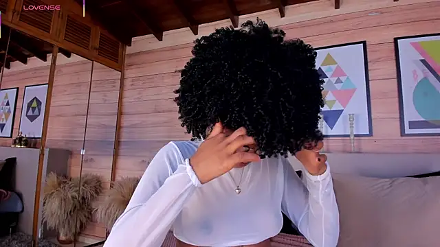 AriaFoster online show from 04-18-26, 03:43