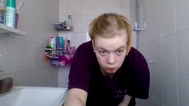 Snapshot of rose_bunny chatting on 03-15-26, 01:28 rose bunny online show from 03-15-26, 01:28