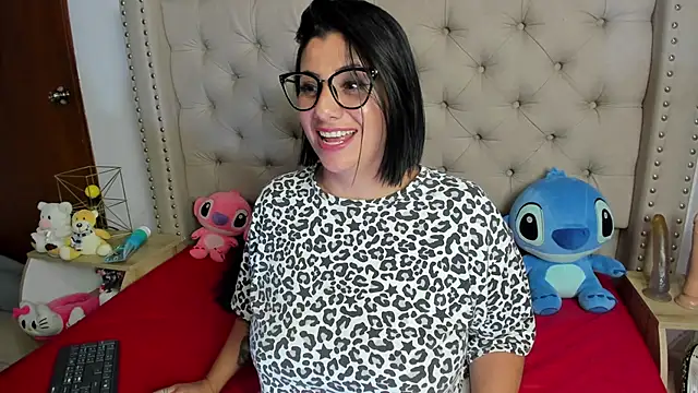 AngeleRoux online show from 03-21-25, 04:28