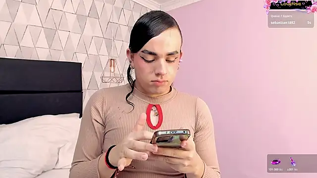 Snapshot of JustinePerry chatting on 05-09-26, 03:56 JustinePerry online show from 05-09-26, 03:56