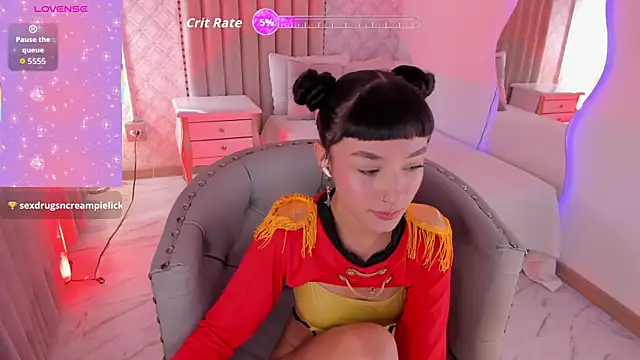 Snapshot of Candy5Girl chatting on 10-07-25, 07:55 Candy5Girl online show from 10-07-25, 07:55