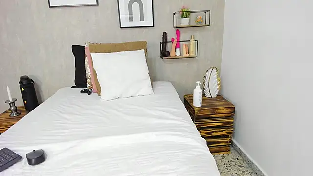 afrodita martinez online show from 02-11-25, 12:17