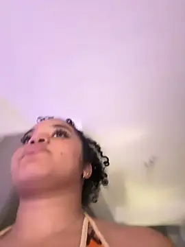 Lucy wilson5 online show from 01-10-25, 09:13