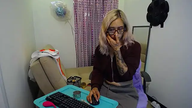 911Calling online show from 03-01-25, 01:22