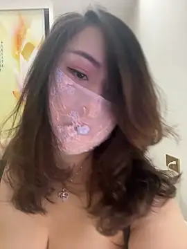 Snapshot of Angie_88 chatting on 12-14-25, 05:02 Angie 88 online show from 12-14-25, 05:02