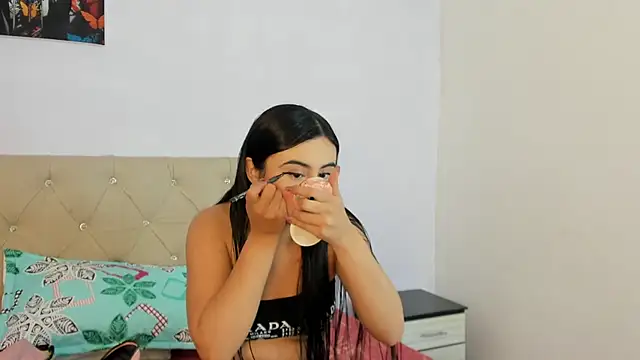 Snapshot of Dulce_amg chatting on 12-18-24, 12:18 Dulce amg online show from 12-18-24, 12:18