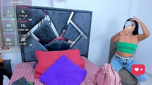 Dulce amg online show from 11-22-25, 03:27