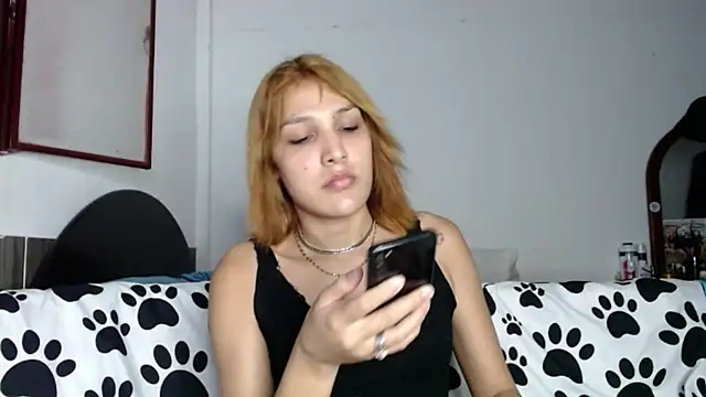 Snapshot of alexandra_lorens chatting on 11-19-25, 05:07 alexandra lorens online show from 11-19-25, 05:07