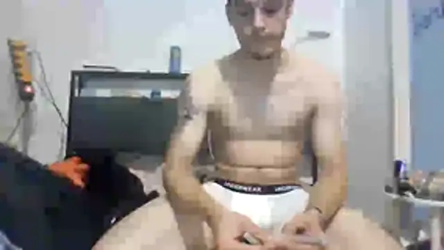 Snapshot of btungffhgg chatting on 07-11-26, 12:52 btungffhgg online show from 07-11-26, 12:52
