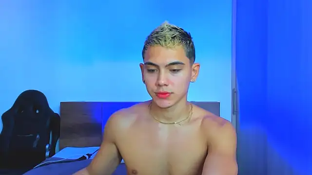 Stevenn 77 online show from 12-05-24, 03:17