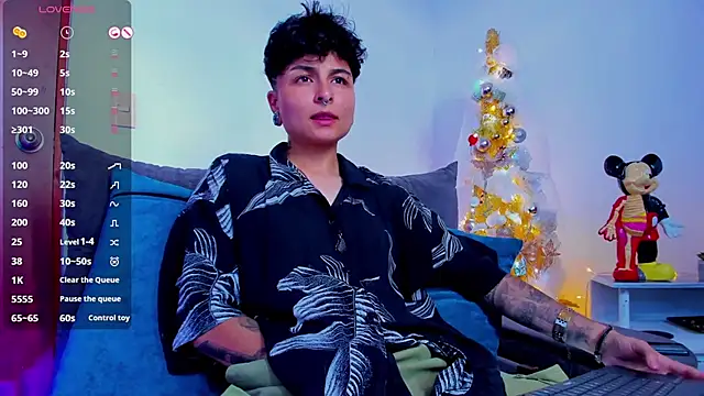 Snapshot of ZuryRamirez_ chatting on 01-08-25, 06:31 ZuryRamirez online show from 01-08-25, 06:31