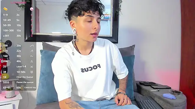 Snapshot of ZuryRamirez_ chatting on 01-09-25, 07:29 ZuryRamirez online show from 01-09-25, 07:29