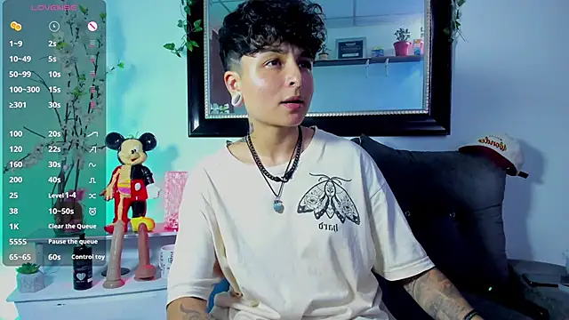 Snapshot of ZuryRamirez_ chatting on 01-12-25, 07:53 ZuryRamirez online show from 01-12-25, 07:53