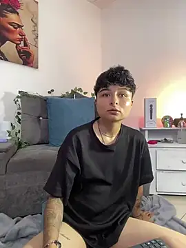 Snapshot of ZuryRamirez_ chatting on 02-05-25, 07:10 ZuryRamirez online show from 02-05-25, 07:10