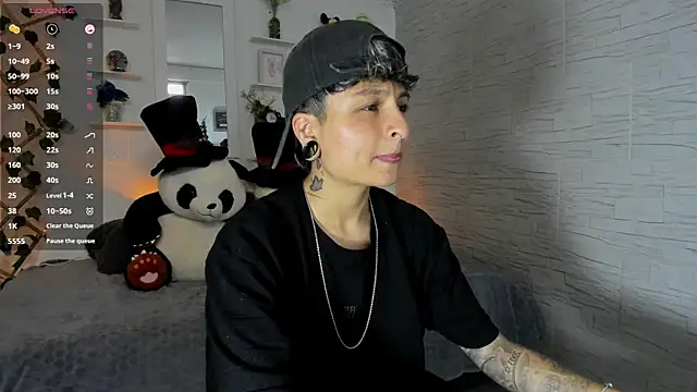 Snapshot of ZuryRamirez_ chatting on 09-20-25, 08:10 ZuryRamirez online show from 09-20-25, 08:10