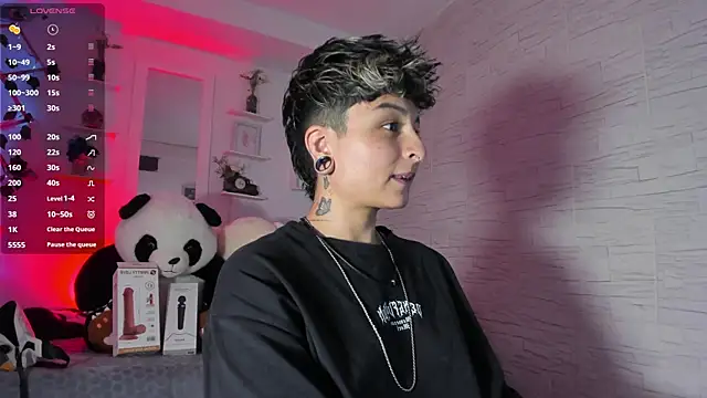 Snapshot of ZuryRamirez_ chatting on 09-22-25, 08:11 ZuryRamirez online show from 09-22-25, 08:11