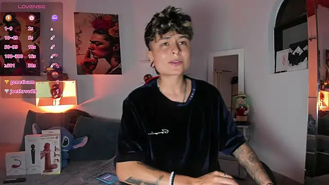 Snapshot of ZuryRamirez_ chatting on 11-24-25, 09:25 ZuryRamirez online show from 11-24-25, 09:25