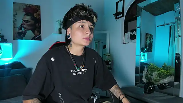 Snapshot of ZuryRamirez_ chatting on 11-30-25, 07:07 ZuryRamirez online show from 11-30-25, 07:07