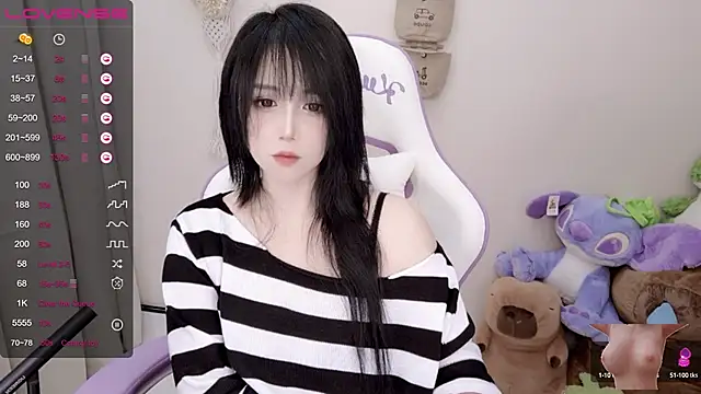 Snapshot of Vaness-a chatting on 01-20-25, 08:50 Vaness-a online show from 01-20-25, 08:50