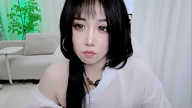 Snapshot of Vaness-a chatting on 11-15-25, 03:19 Vaness-a online show from 11-15-25, 03:19