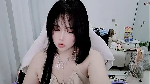 Vaness-a online show from 03-28-26, 06:40