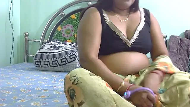 Couple For You18 online show from 02-12-26, 04:29