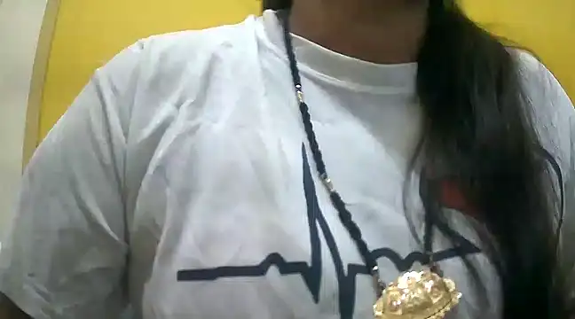 Snapshot of LOVE-SUSHILA chatting on 02-19-25, 04:00 LOVE-SUSHILA online show from 02-19-25, 04:00