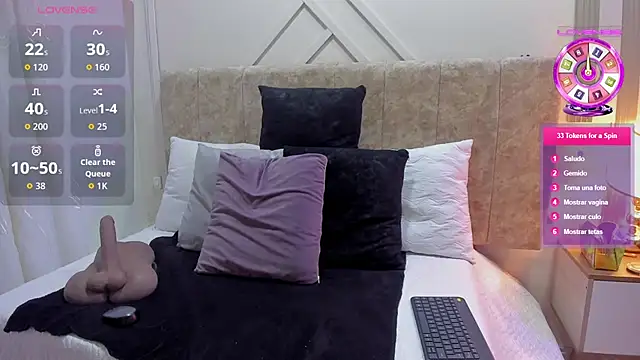 ashley  foxx  online show from 12-16-25, 01:49