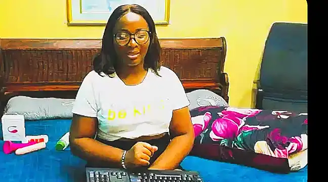 Snapshot of veronica1xxx chatting on 01-31-25, 02:26 veronica1xxx online show from 01-31-25, 02:26