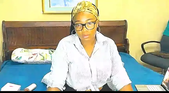 Snapshot of veronica1xxx chatting on 03-14-25, 06:29 veronica1xxx online show from 03-14-25, 06:29
