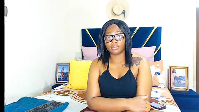 Snapshot of veronica1xxx chatting on 09-18-25, 07:49 veronica1xxx online show from 09-18-25, 07:49