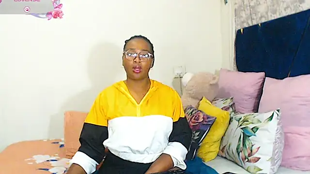 veronica1xxx online show from 03-23-26, 07:40