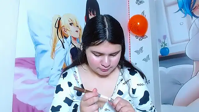 Snapshot of mackenhot303av chatting on 10-10-25, 11:42 mackenhot303av online show from 10-10-25, 11:42