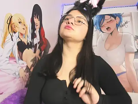 Snapshot of mackenhot303av chatting on 10-23-25, 07:45 mackenhot303av online show from 10-23-25, 07:45