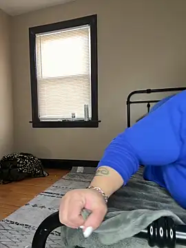 tillymarie34 online show from 12-17-25, 06:03