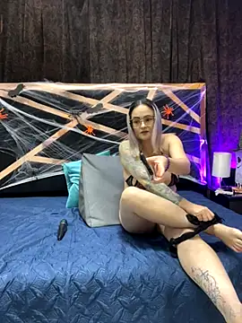 tiffanyandClark online show from 10-28-25, 04:31