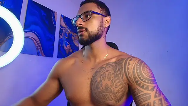 LiamGarcia1 online show from 03-09-26, 03:27