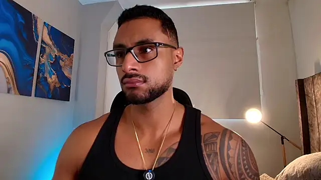 Snapshot of LiamGarcia1 chatting on 04-27-26, 03:10 LiamGarcia1 online show from 04-27-26, 03:10