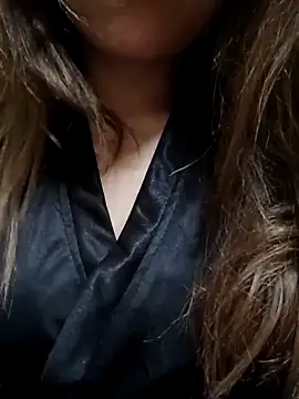 Snapshot of Sajel_000 chatting on 03-01-25, 08:42 Sajel 000 online show from 03-01-25, 08:42