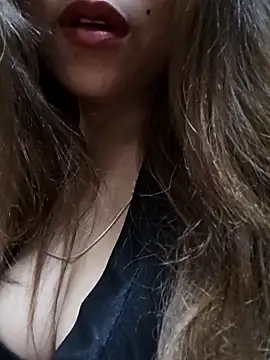 Snapshot of Sajel_000 chatting on 03-12-25, 08:31 Sajel 000 online show from 03-12-25, 08:31