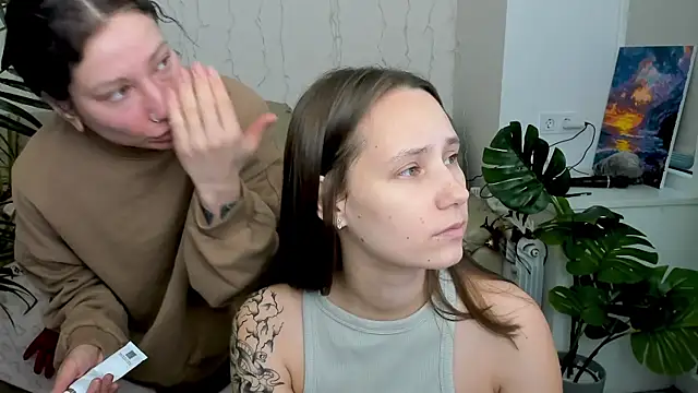 Snapshot of HotCaramellsTV chatting on 03-09-25, 09:13 HotCaramellsTV online show from 03-09-25, 09:13