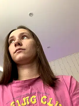 Snapshot of HotCaramellsTV chatting on 09-15-25, 09:09 HotCaramellsTV online show from 09-15-25, 09:09