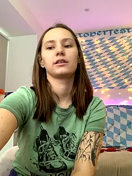 Snapshot of HotCaramellsTV chatting on 09-21-25, 08:49 HotCaramellsTV online show from 09-21-25, 08:49